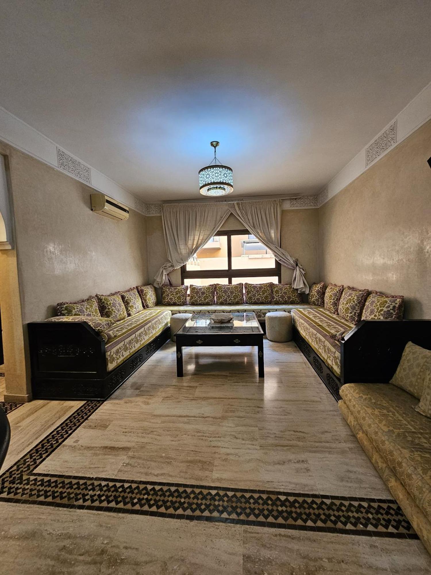 Appartement Douillet Au Centre Gueliz Marrakesch Exterior foto
